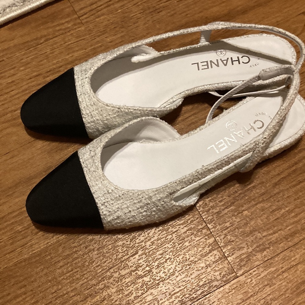 Chanel slingbacks - Picture 2 of 14